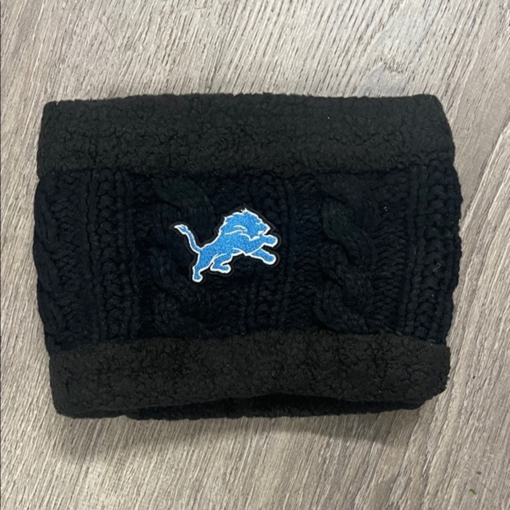 Black Knit Scarf with Blue Lion Logo